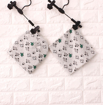 Детски зимен комплект с принт - шал + шапка в много цветове