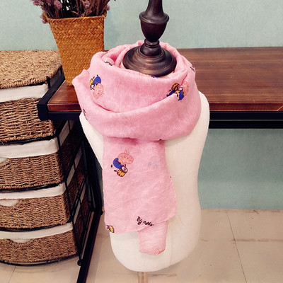 Детски шал с принт в много различни цветове, подходящи за зимата