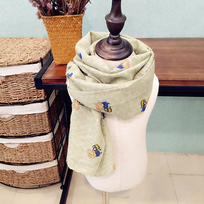 Детски шал с принт в много различни цветове, подходящи за зимата