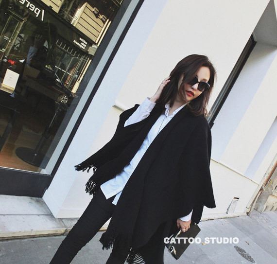 Стилен дамски дълъг шал с ресни в черен шал