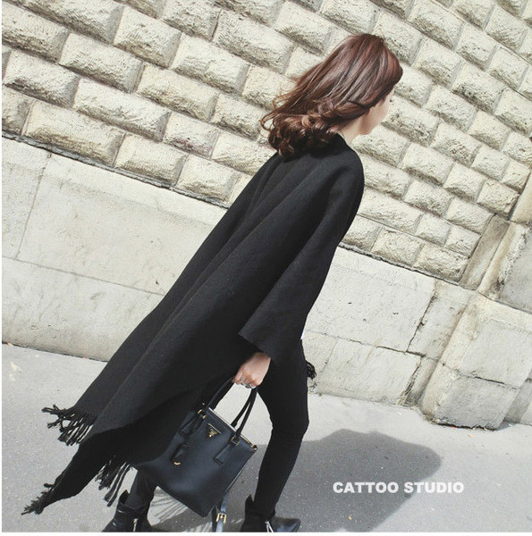 Стилен дамски дълъг шал с ресни в черен шал