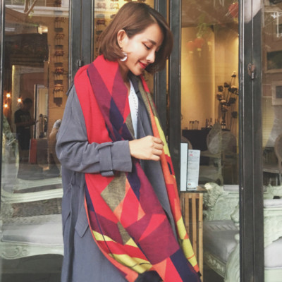 Модерен есенно-зимен дамски дълъг шал в различни цветове