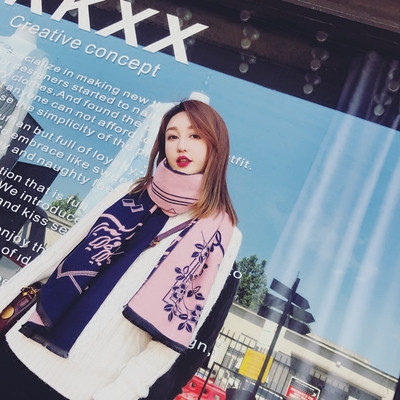 Модерен есенно-зимен дамски дълъг шал в различни цветове