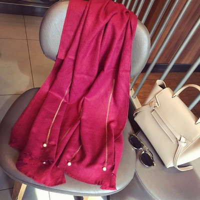 Стилени и  мек дамски шал с пайети и лъскави черти в няколко цвята