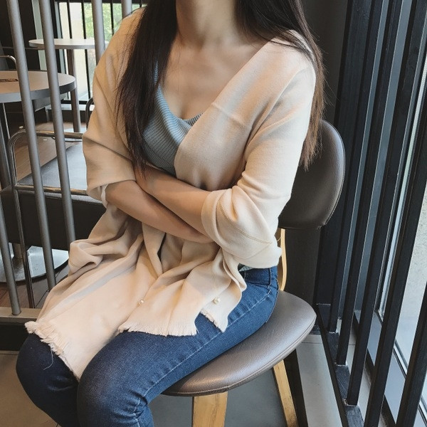 Стилени и  мек дамски шал с пайети и лъскави черти в няколко цвята