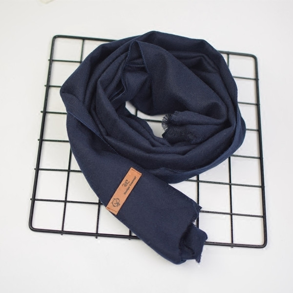 Стилен изчистен модел детски шал в няколко цвята