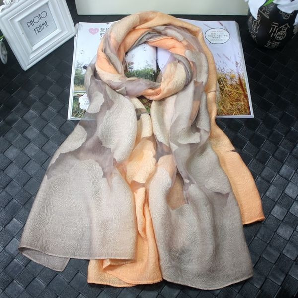 Модерен ежедневен дамски шал в различни цветове