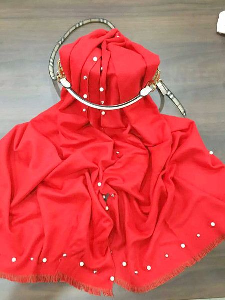 Изчистен и мек модел дамски шал с декоративни перли в няколко цвята