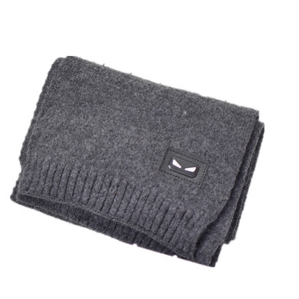 Зимен семпъл детски шал с щампа