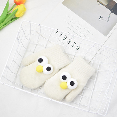 Детски ръкавици с 3D декорация подходящи за зимата