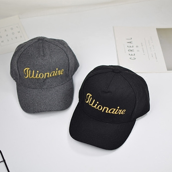 Детска спортна шапка за момичета и момчета с козирка и надпис