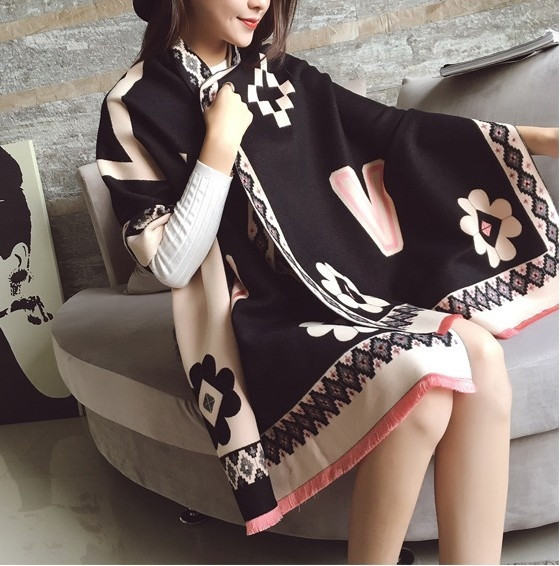 Модерен есенно-зимен дамски шал с флорални мотиви,няколко модела