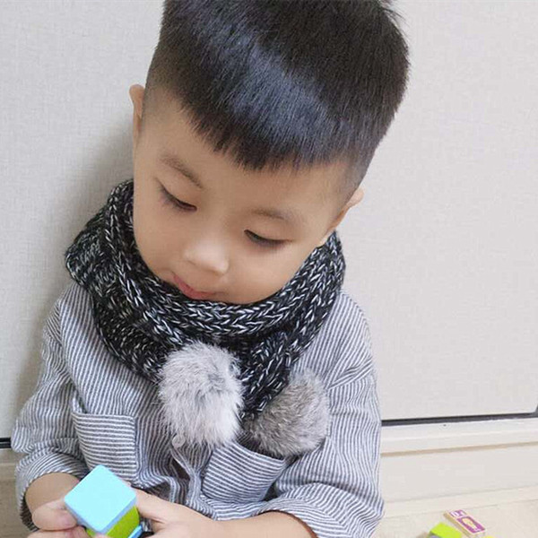 Вълнен детски шал с пухчета за момчета и момичета