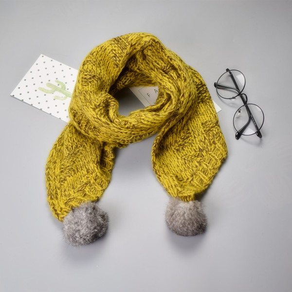 Вълнен детски шал с пухчета за момчета и момичета