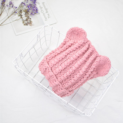 Семпла плетена шапка в два цвята