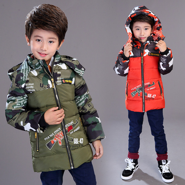 Детско зимно яке с камуфлажен принт и надписи