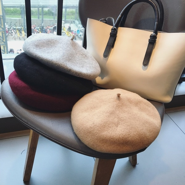 Елегантна дамска барета в четири цвята