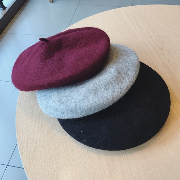 Елегантна дамска барета в четири цвята