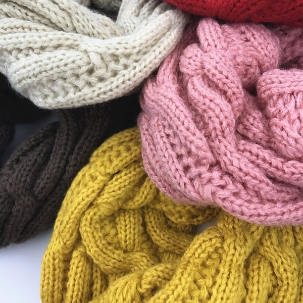 Плетен кръгъл шал - унисекс