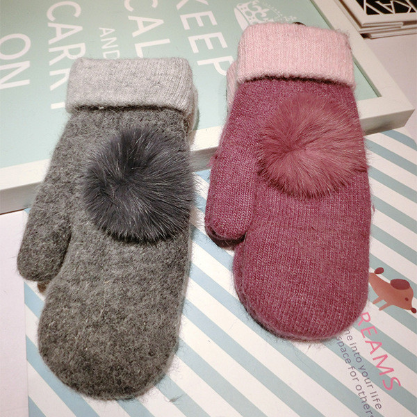 Дамски зимни ръкавици с пухче в много цветове