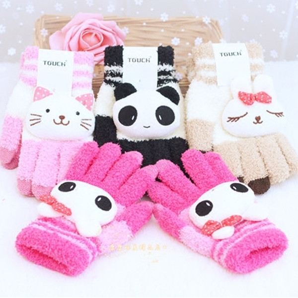 Зимни детски ръкавици с 3D декорация в четири цвята