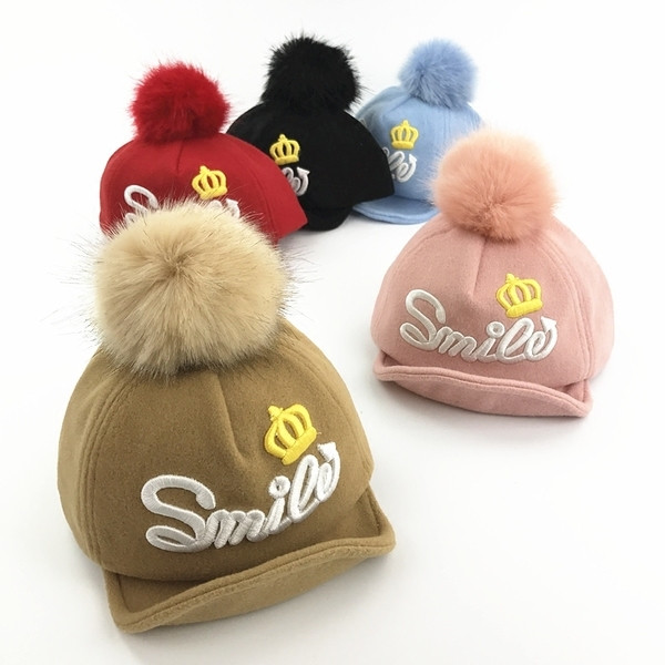 Μωρό καπέλο χειμώνα με κουκούλα, επιγραφή και κουκούλα