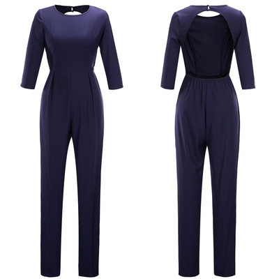 Κομψές γυναικείες φόρμες σε τέσσερα χρώματα και γυμνή πλάτη