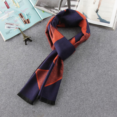 Σπορ-κομψό σάλι χειμωνιάτικων ανδρών σε διάφορα χρώματα