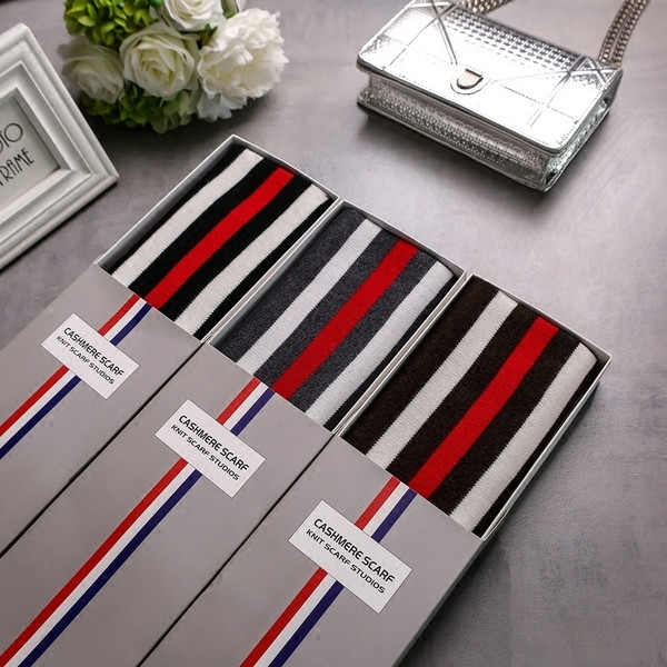 Καθημερινή μαντίλι ανδρών σε τρία χρώματα