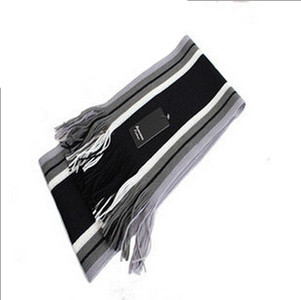 Спортно-елегантен ежедневен мъжки шал с ресни в няколко цвята