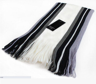 Спортно-елегантен ежедневен мъжки шал с ресни в няколко цвята