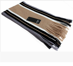 Спортно-елегантен ежедневен мъжки шал с ресни в няколко цвята