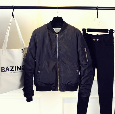 Μοντέρνο γυναικείο αθλητικό μπουφάν με ανοιχτό κολάρο σε τέσσερα χρώματα