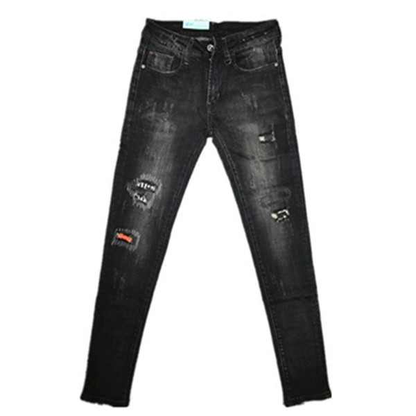 Спортно-елегантни мъжки дънки с кръпки в черен цвят