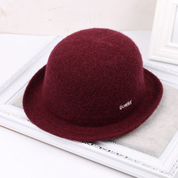 Ежедневна стилна дамска шапка в пет цвята