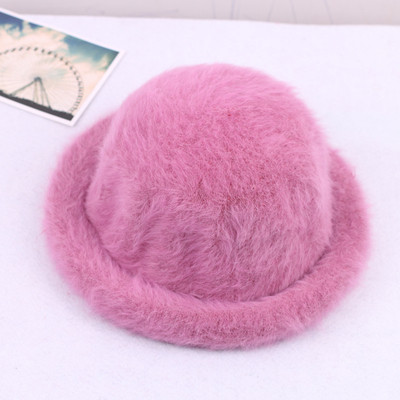 Стилна пухена дамска шапка в много цветове