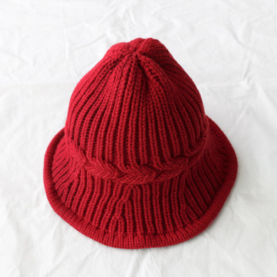 Κομψό πλεκτό καπέλο σε τέσσερα χρώματα