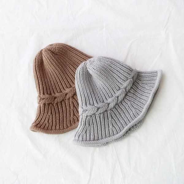 Κομψό πλεκτό καπέλο σε τέσσερα χρώματα