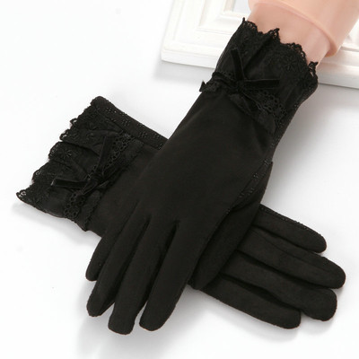 Стилни зимни дамски ръкавици с дантела и панделка