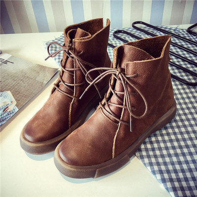 Спортни ежедневни дамски боти с равна подметка в два цвята