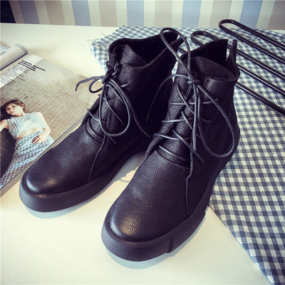 Спортни ежедневни дамски боти с равна подметка в два цвята