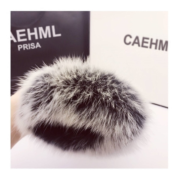 Елегантни дамски ръкавици с естествен косъм от заек