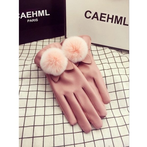 Γυναικεία γάντια σε μαύρο και ροζ χρώμα