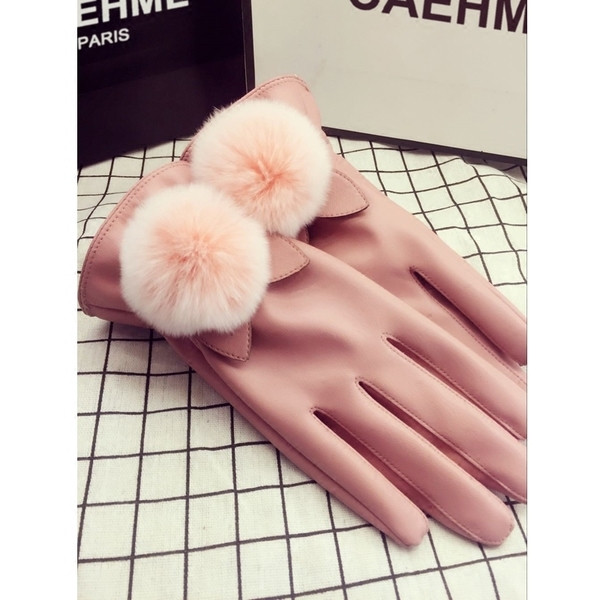 Γυναικεία γάντια σε μαύρο και ροζ χρώμα