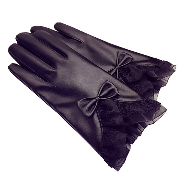 Елегантни дамски ръкавици в черен цвят 