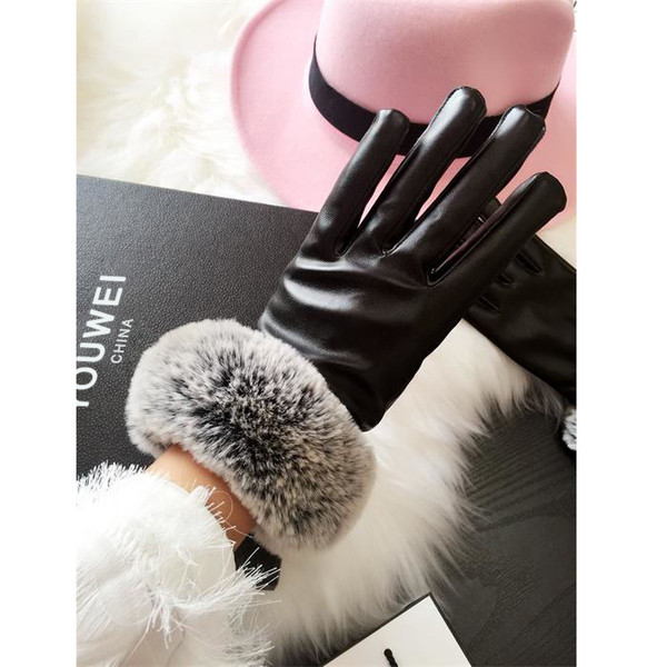 Елегантни зимни ръкавици за дамите с пух