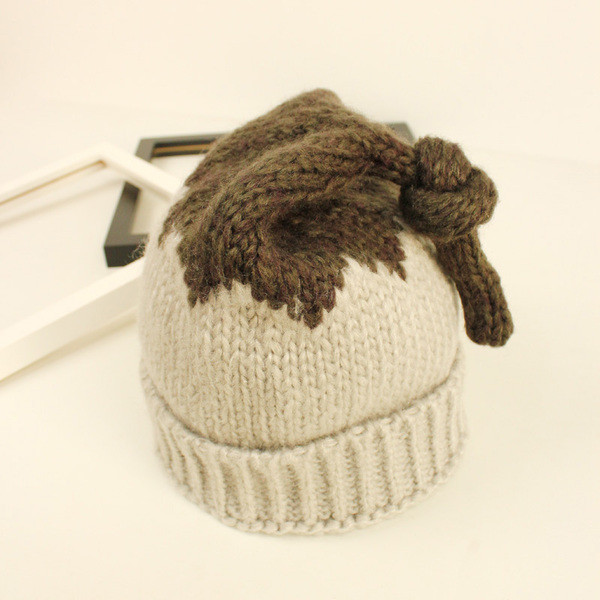 Πλεκτά χειμωνιάτικα καπέλα σε πολλά χρώματα