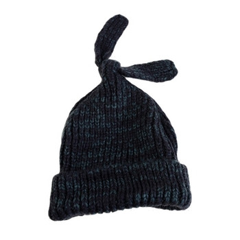 Зимна дамска плетена шапка в пет цвята