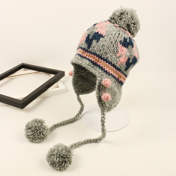 Γυναικείο καπέλο  για το χειμώνα σε τρία χρώματα