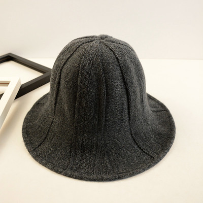 δεμένη καπέλο Idiot για κυρίες σε πολλά χρώματα